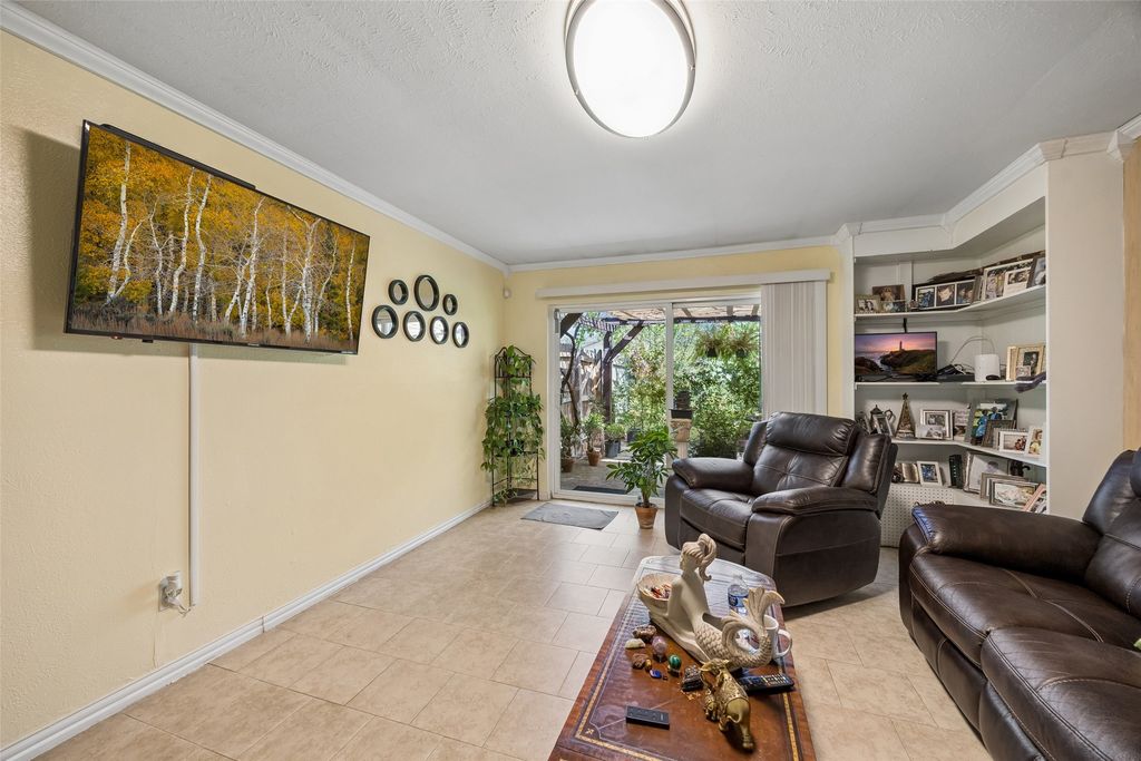 2061 E Peters Colony Road, Carrollton, TX 75007 — photo 5