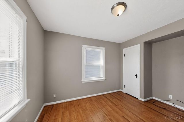 1893 Ashbrook Drive, Cincinnati, OH 45238