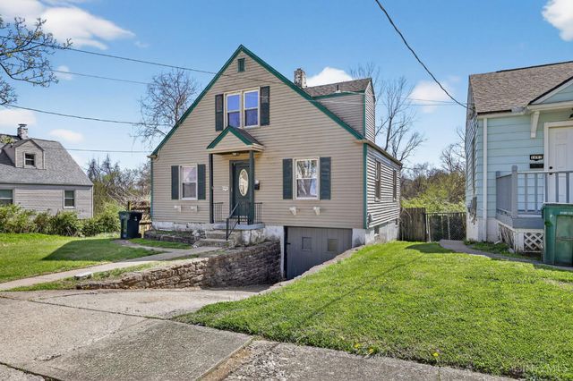 1893 Ashbrook Drive, Cincinnati, OH 45238