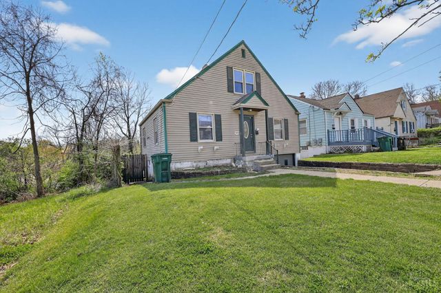 1893 Ashbrook Drive, Cincinnati, OH 45238
