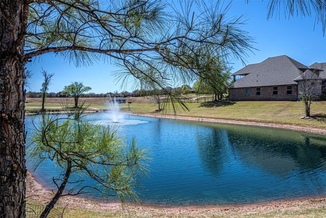 3900 Lakeshire Ridge Court, Edmond, OK 73034