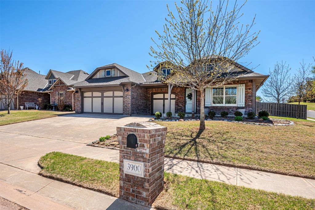 3900 Lakeshire Ridge Court, Edmond, OK 73034
