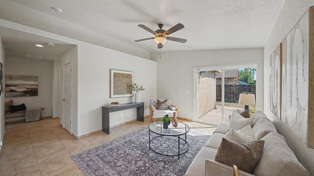 831 Emily St, Turlock, CA 95380