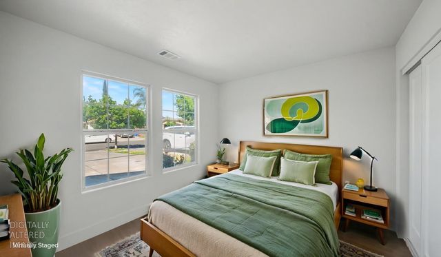 831 Emily St, Turlock, CA 95380