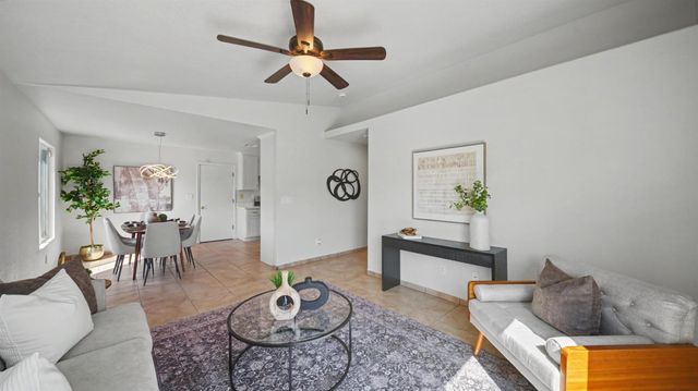 831 Emily St, Turlock, CA 95380