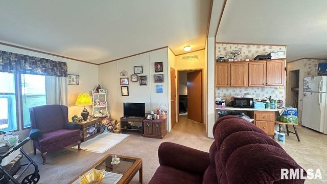 3734 W 5TH Street, Quincy, IL 62305