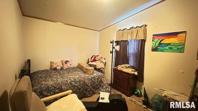 3734 W 5TH Street, Quincy, IL 62305