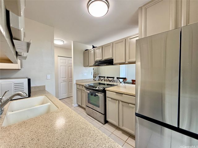94-333 Anania Drive 30, Mililani, HI 96789