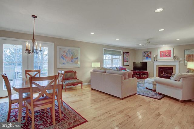 312 CHESTNUT CIRCLE, Shippensburg, PA 17257