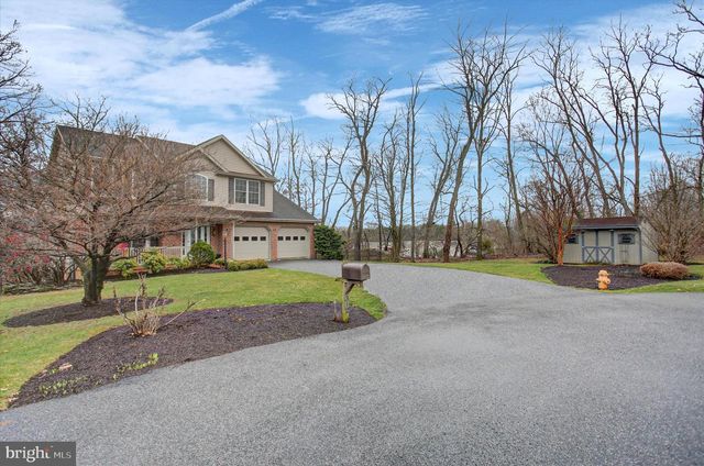 312 CHESTNUT CIRCLE, Shippensburg, PA 17257