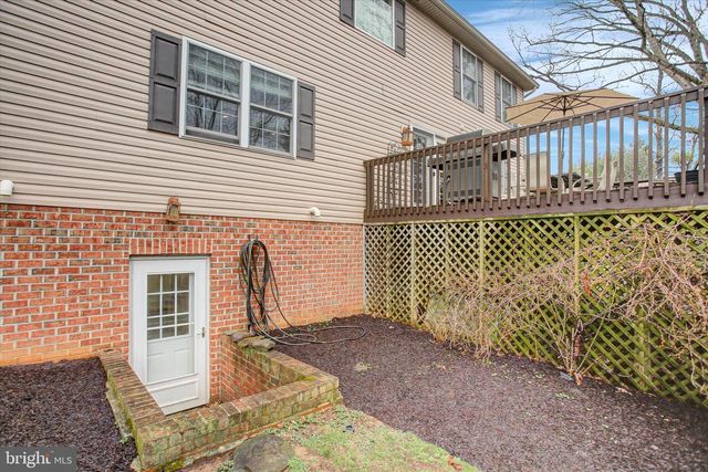 312 CHESTNUT CIRCLE, Shippensburg, PA 17257