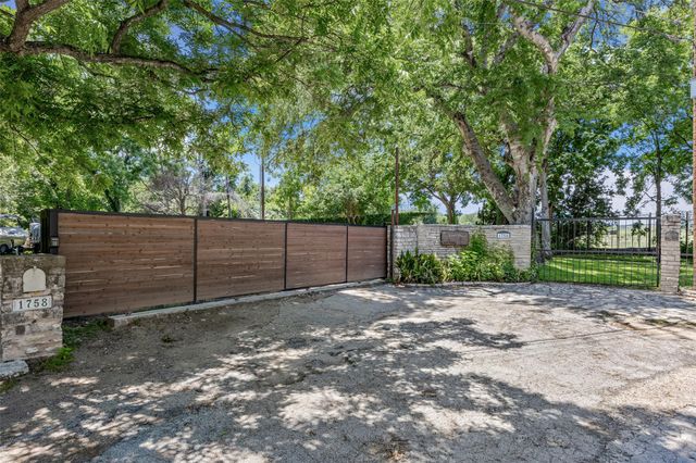 1758 Channel RD, Austin, TX 78746