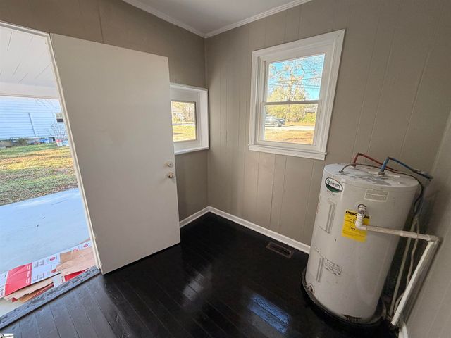 526 E Greer Street, Honea Path, SC 29654