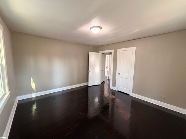 526 E Greer Street, Honea Path, SC 29654