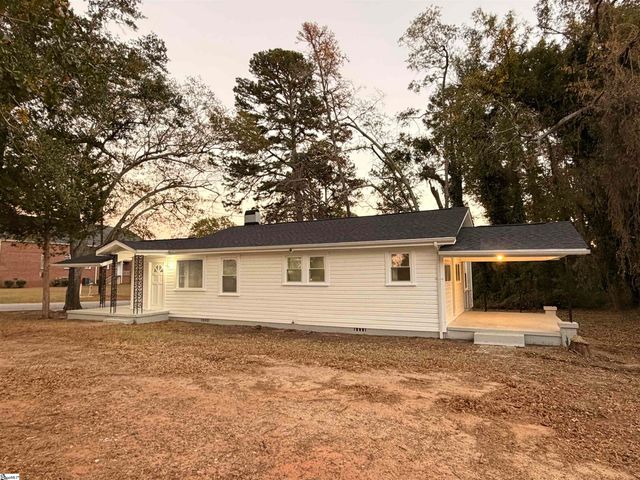 526 E Greer Street, Honea Path, SC 29654