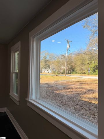 526 E Greer Street, Honea Path, SC 29654