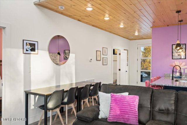 1353 Reedmont Way, Sevierville, TN 37876