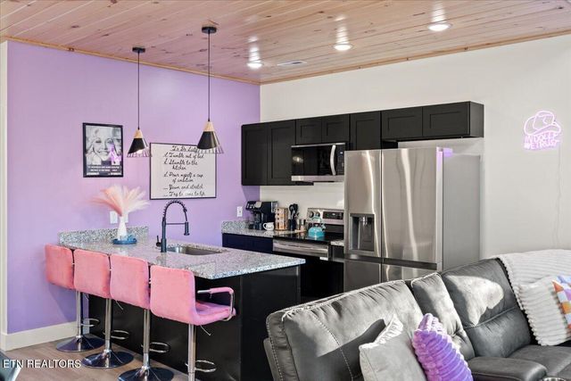 1353 Reedmont Way, Sevierville, TN 37876