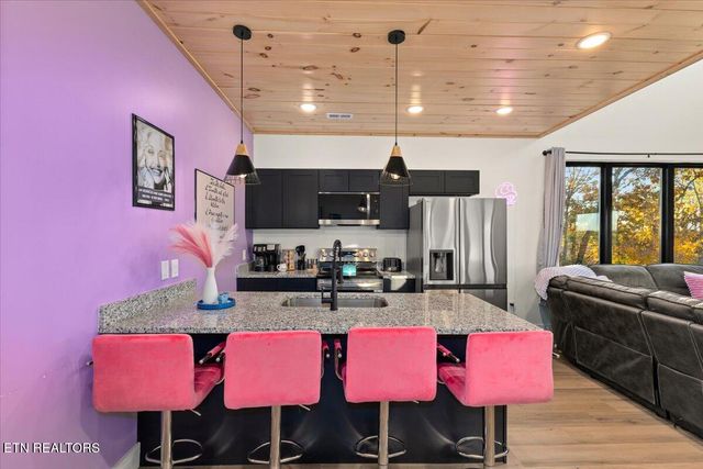 1353 Reedmont Way, Sevierville, TN 37876