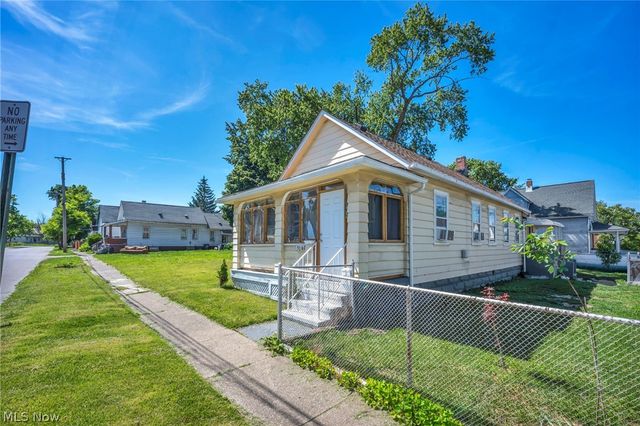 3502 Carlyle Avenue, Cleveland, OH 44109