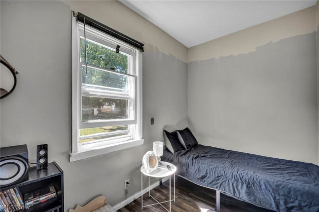 3502 Carlyle Avenue, Cleveland, OH 44109