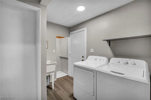 3502 Carlyle Avenue, Cleveland, OH 44109