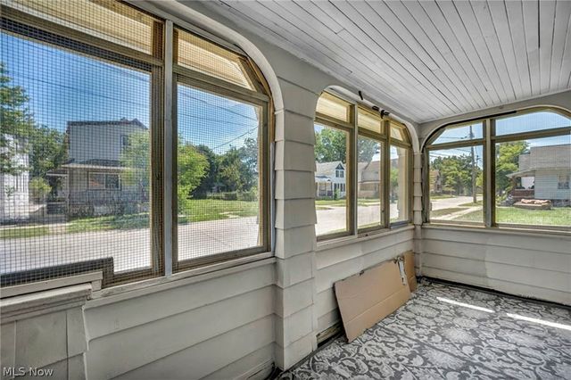 3502 Carlyle Avenue, Cleveland, OH 44109