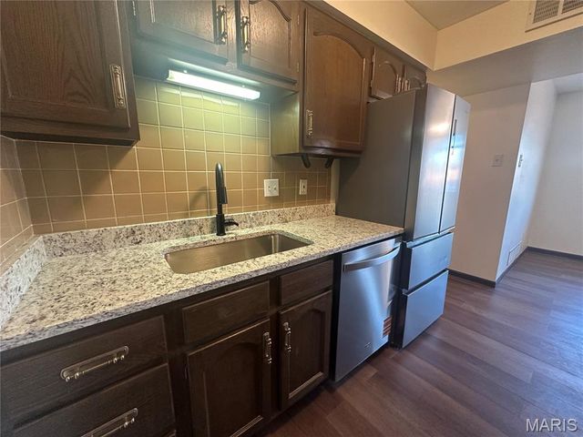 702 Materdie Lane C, Florissant, MO 63031