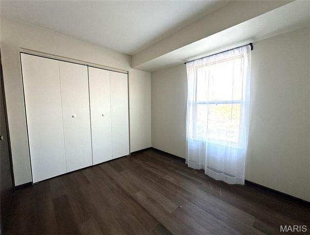 702 Materdie Lane C, Florissant, MO 63031