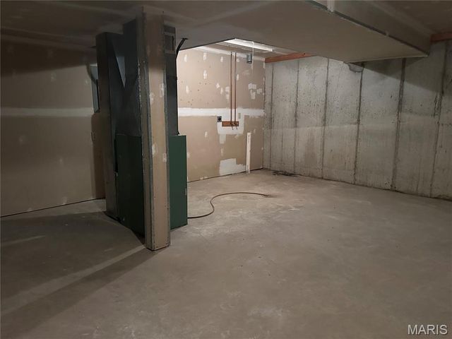 702 Materdie Lane C, Florissant, MO 63031