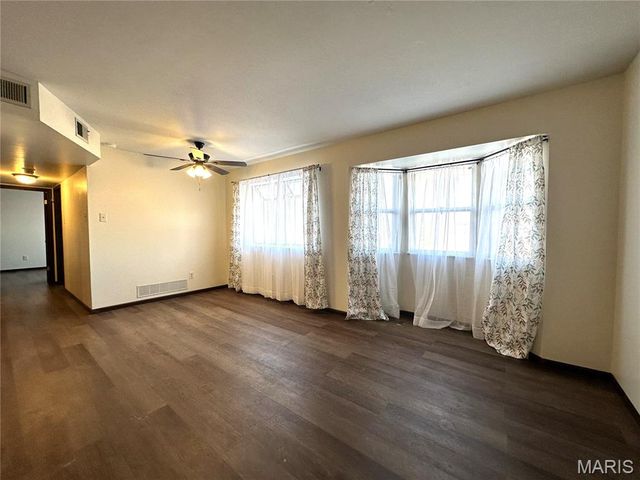 702 Materdie Lane C, Florissant, MO 63031