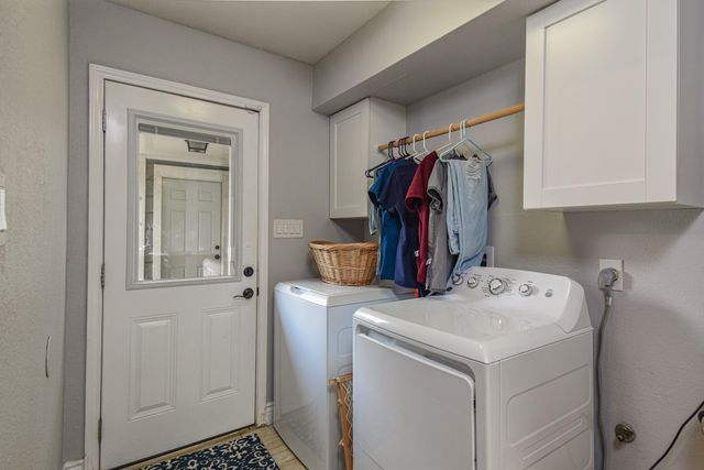 310 Prince Of Wales Street, Conroe, TX 77304