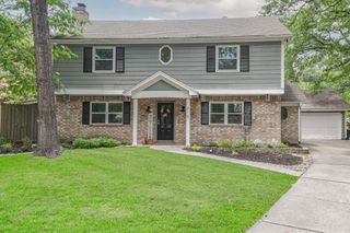 310 Prince Of Wales Street, Conroe, TX 77304