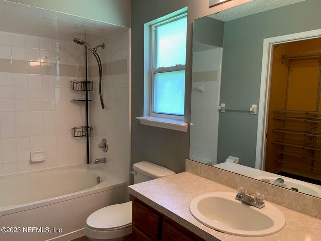 2704 IAN Court, Middleburg, FL 32068