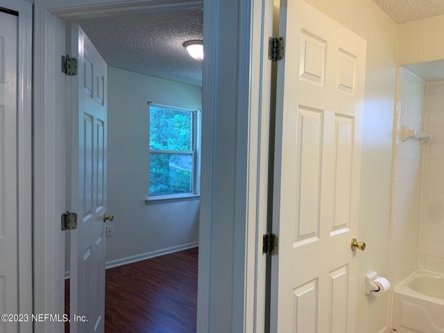 2704 IAN Court, Middleburg, FL 32068