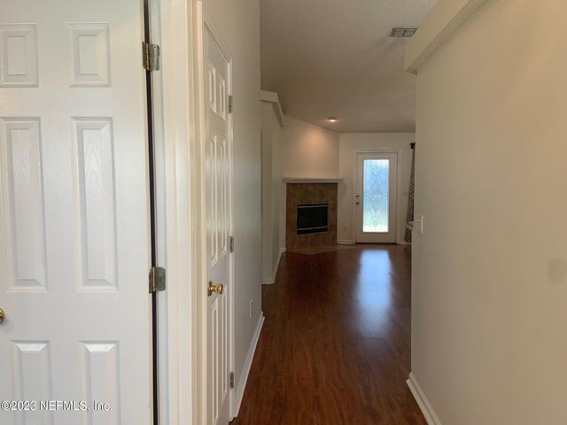 2704 IAN Court, Middleburg, FL 32068