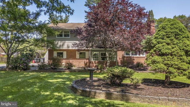 1253 SURREY RD, West Chester, PA 19382