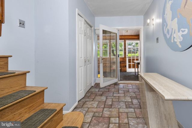 1253 SURREY RD, West Chester, PA 19382
