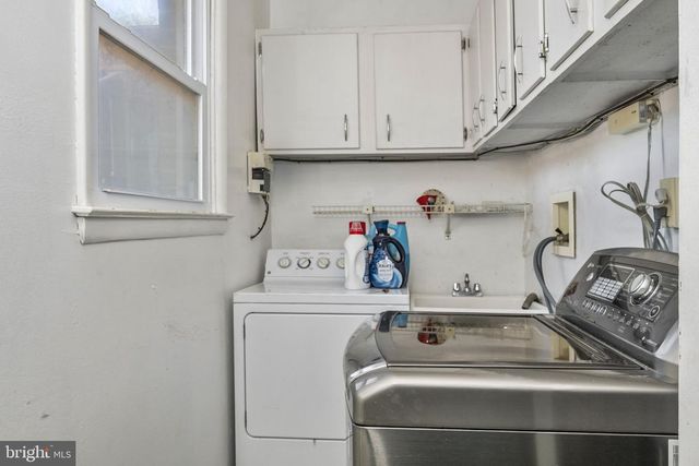 1253 SURREY RD, West Chester, PA 19382