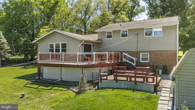 1253 SURREY RD, West Chester, PA 19382