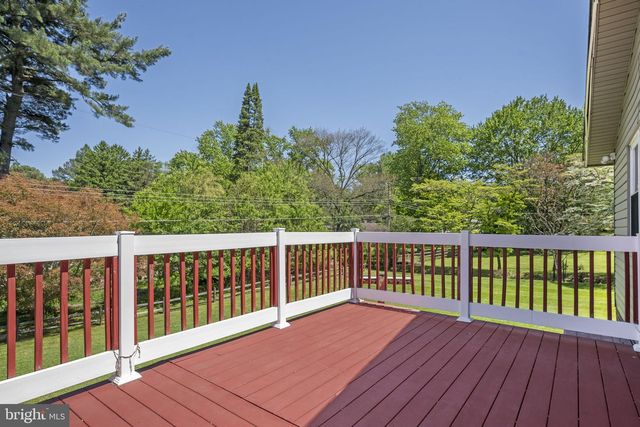 1253 SURREY RD, West Chester, PA 19382