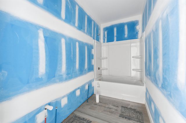 1534 Buck Ridge Ct, Cunningham, TN 37052