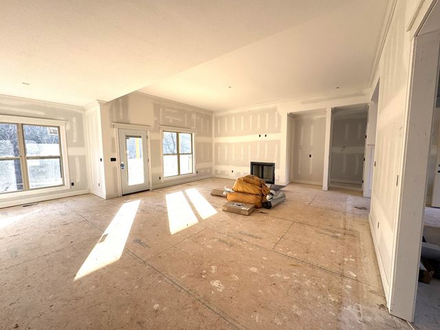 1534 Buck Ridge Ct, Cunningham, TN 37052