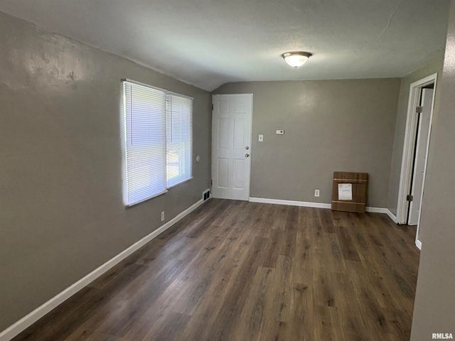 1404 N Broadway St Apt A, Peoria, IL 61606