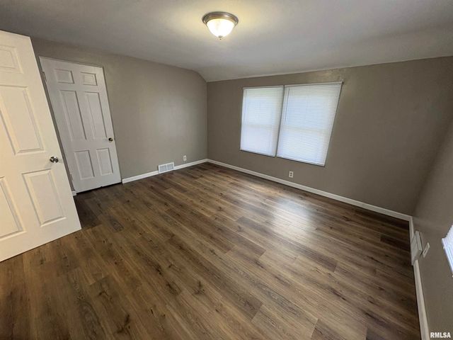 1404 N Broadway St Apt A, Peoria, IL 61606