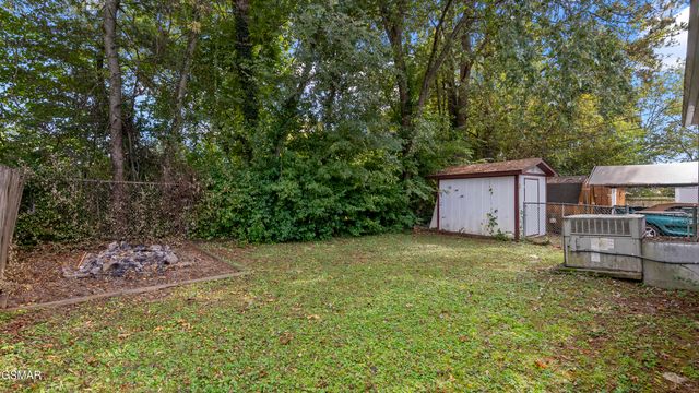 2380 Pennsylvania Avenue, Maryville, TN 37804