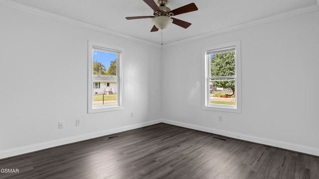 2380 Pennsylvania Avenue, Maryville, TN 37804