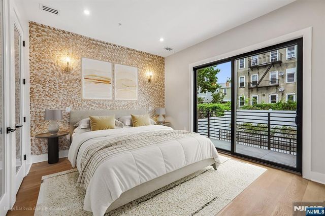 78 Zabriskie 2, Jersey City, NJ 07307