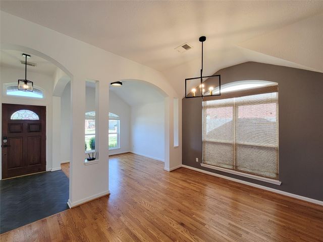 8402 Major Blizzard Drive, Houston, TX 77089