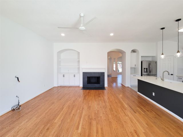 8402 Major Blizzard Drive, Houston, TX 77089